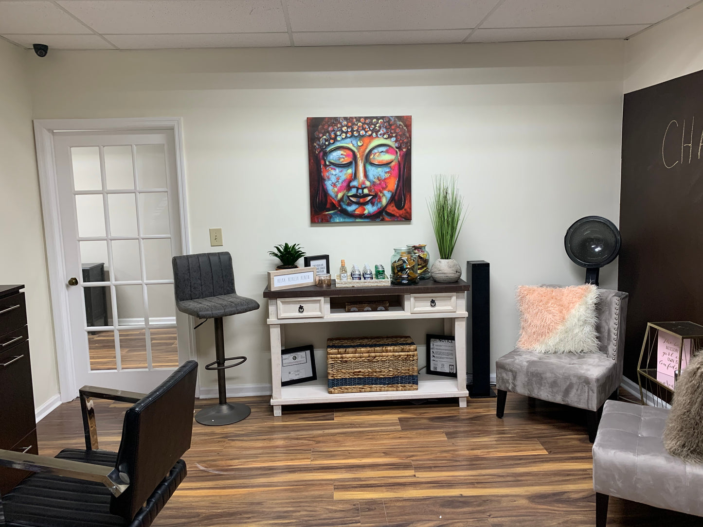 Ultra Contemporary Sandy Springs Studio Location Rental