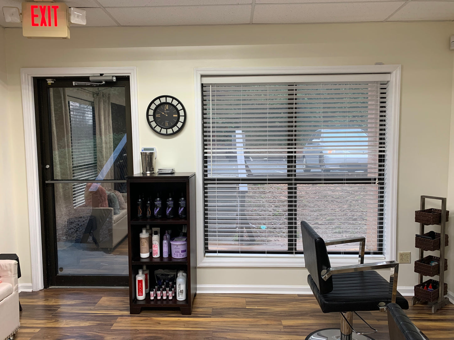 Ultra Contemporary Sandy Springs Studio Location Rental